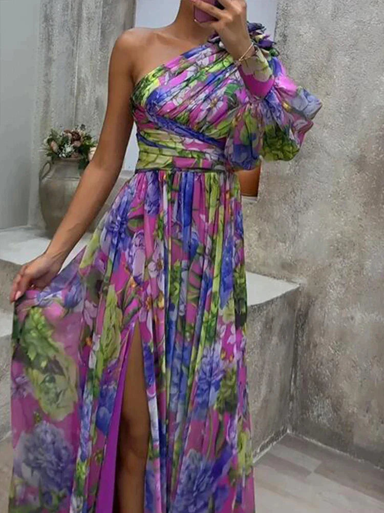 Lila - Maxivestido sexy de una manga con abertura lateral y estampado morad