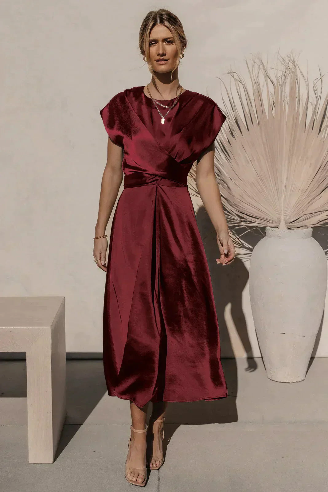 Evangeline - Elegante vestido de fiesta de satén de sed