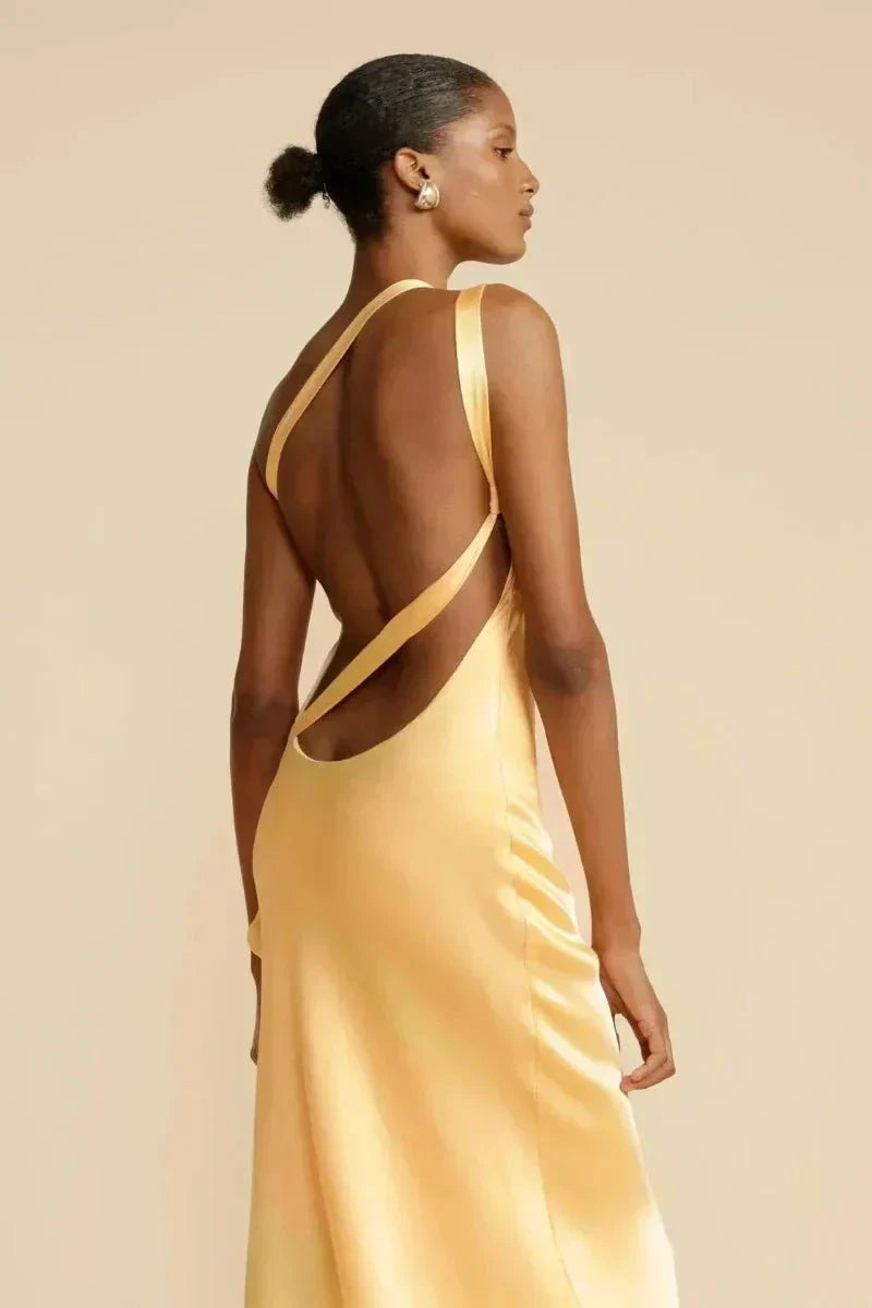 Maxine - Elegante vestido de un hombro con espalda abierta y escote inclinado