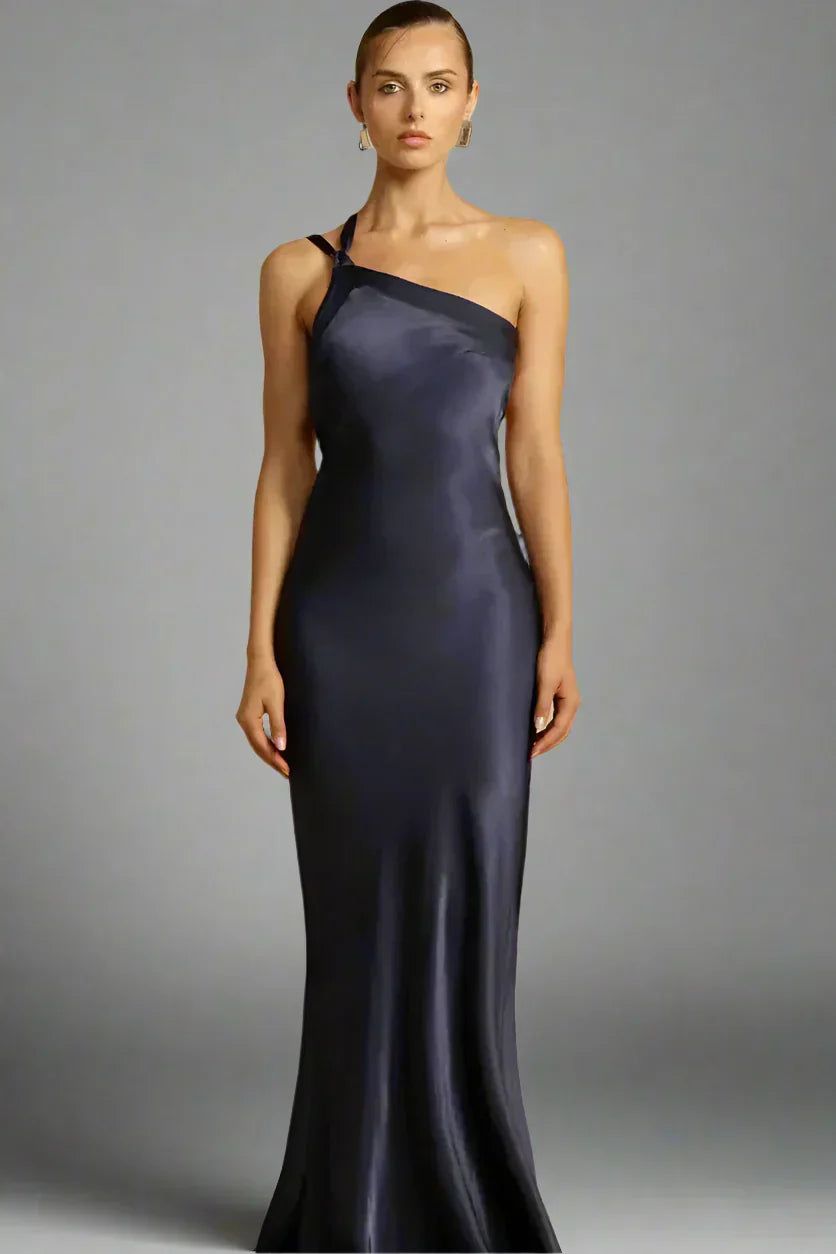 Maxine - Elegante vestido de un hombro con espalda abierta y escote inclinado