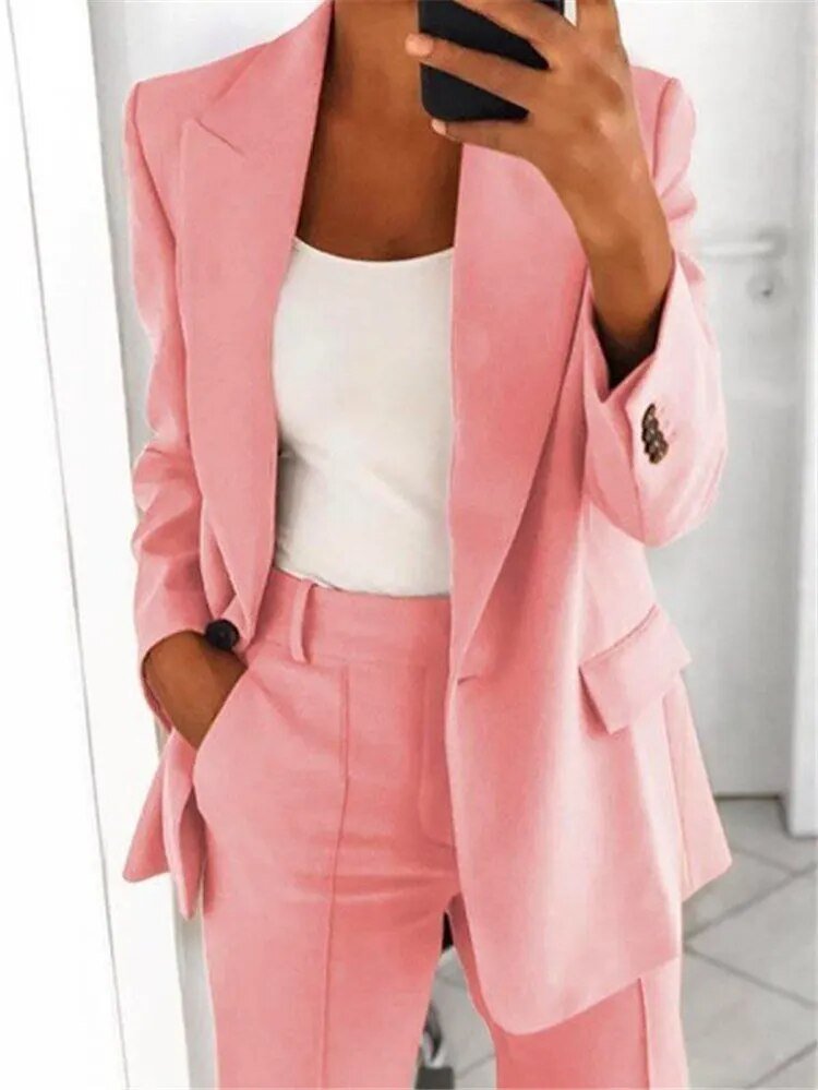 Kelly - Elegante conjunto business [blazer + pantalón].