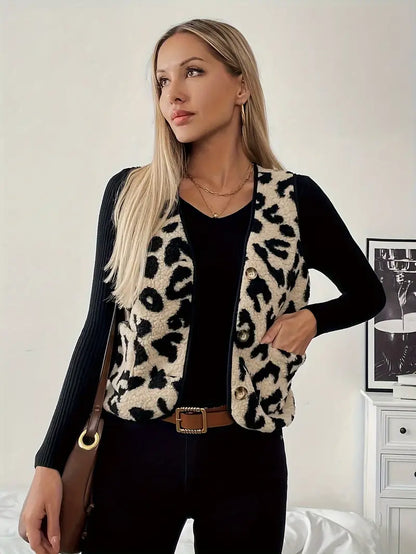 Clara - Elegante chaleco con estampado de leopardo y cuello de pico para mujer