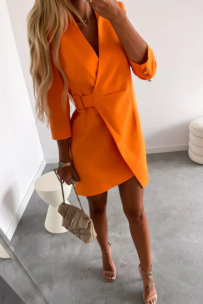 Clover – Elegante vestido blazer