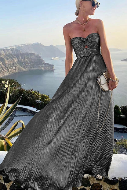 Chloé | Elegante vestido brillante con hombros descubiertos