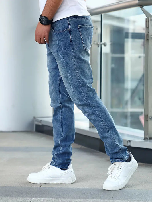 James – Vaqueros con un diseño desenfadado y elegante