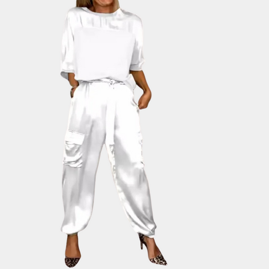 Danika - Elegante conjunto satinado chic [top + pantalón].