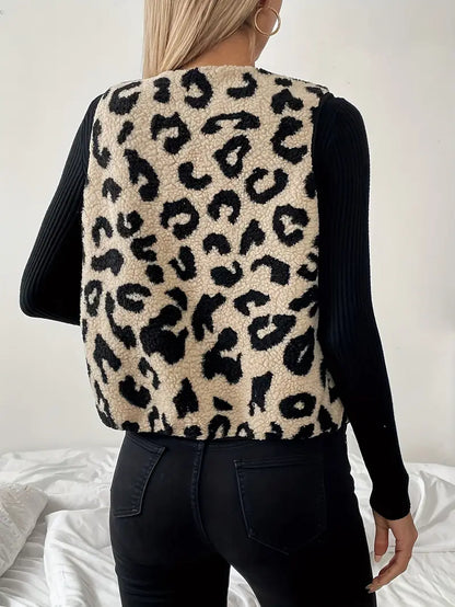 Clara - Elegante chaleco con estampado de leopardo y cuello de pico para mujer