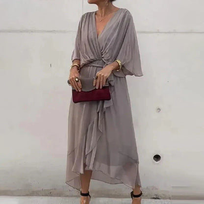 Amanda - Elegante vestido con escote en V